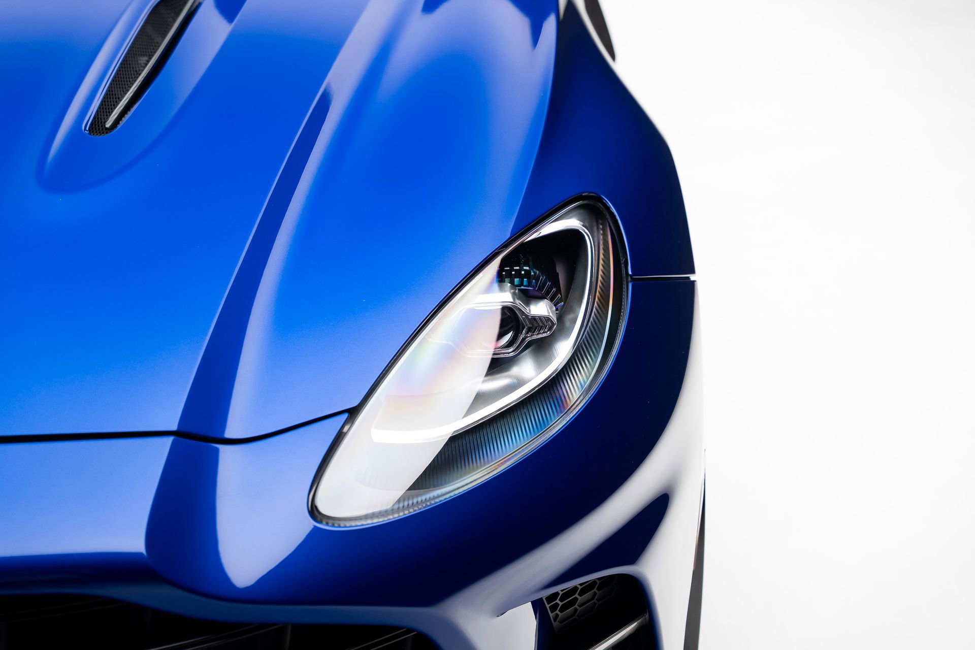 Used 2023 Aston Martin DBX 707 AWD/4WD image 11