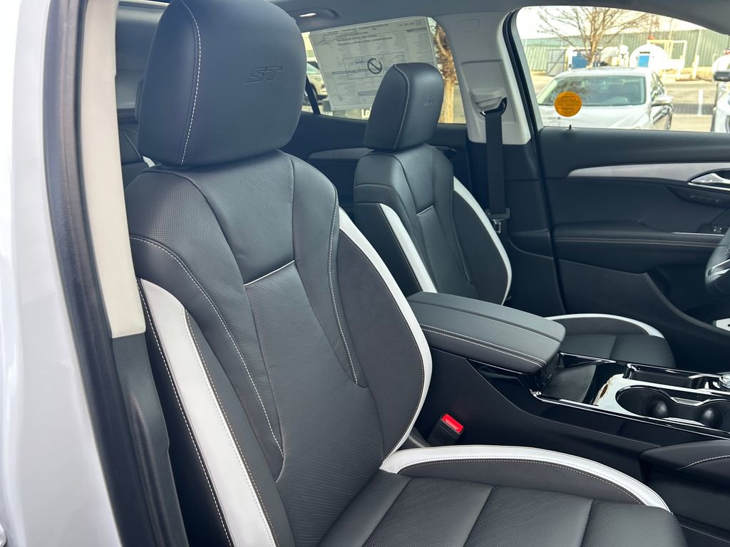 New 2026 Buick Envision Sport Touring image 38