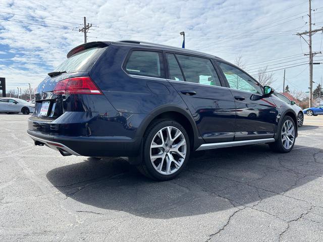 Used 2017 Volkswagen Golf Alltrack SE image 7