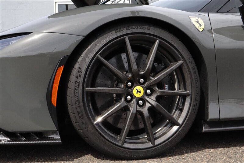 Used 2021 Ferrari SF90 Stradale AWD/4WD image 13