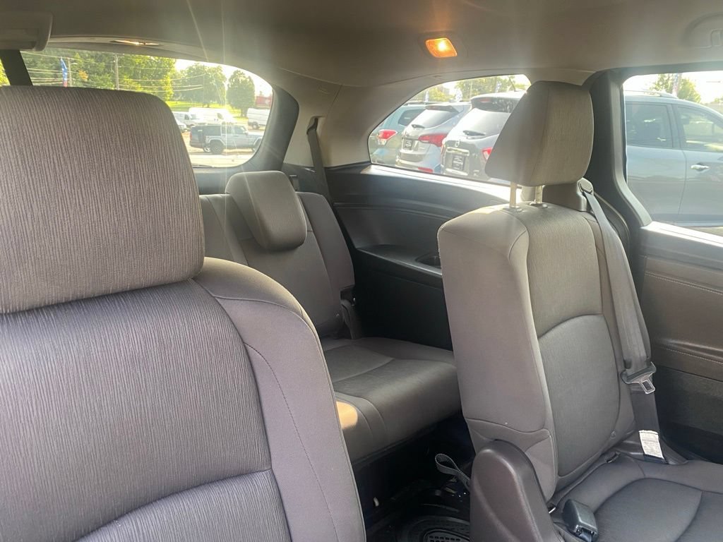 Used 2018 Honda Odyssey LX image 23