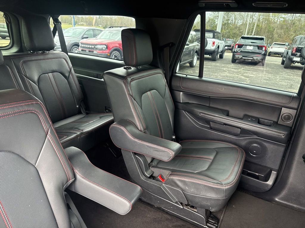 Used 2022 Ford Expedition Max Limited image 13