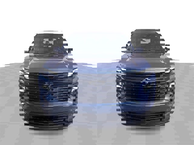 Used 2024 Chevrolet Traverse LS w/ Midnight/Sport Edition image 3