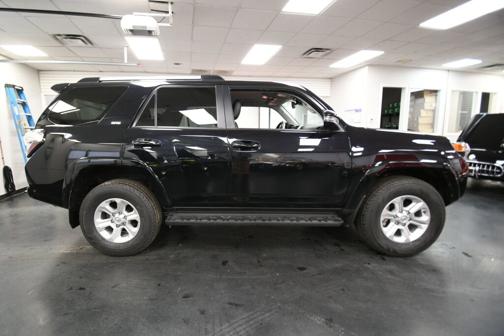 Certified 2024 Toyota 4Runner SR5 Premium image 8