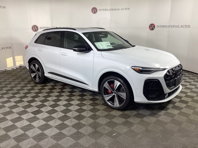 New 2025 Audi SQ5 Premium Plus AWD/4WD image 3