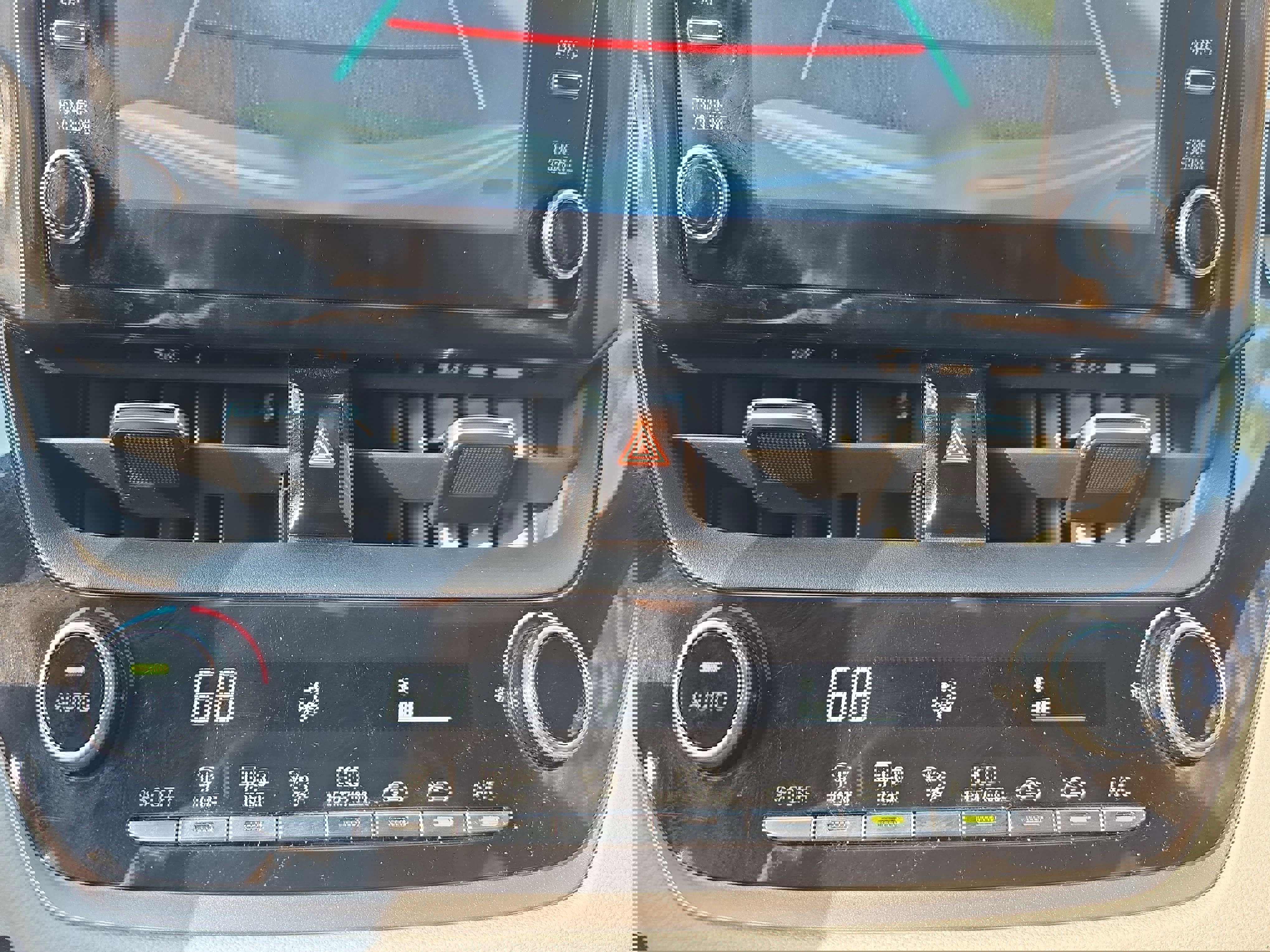 Used 2020 Toyota Corolla SE image 23