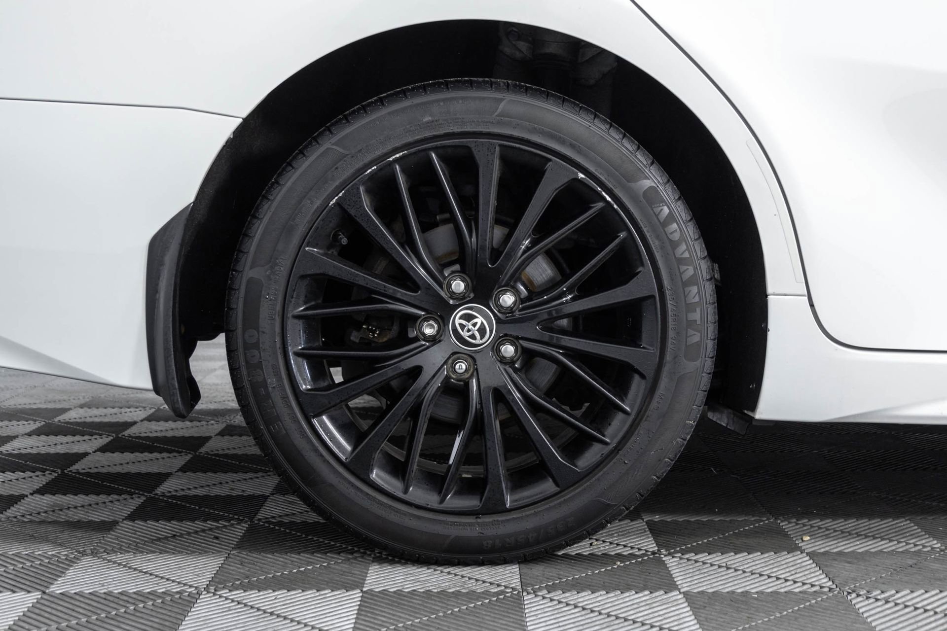 Used 2020 Toyota Camry SE AWD/4WD image 43