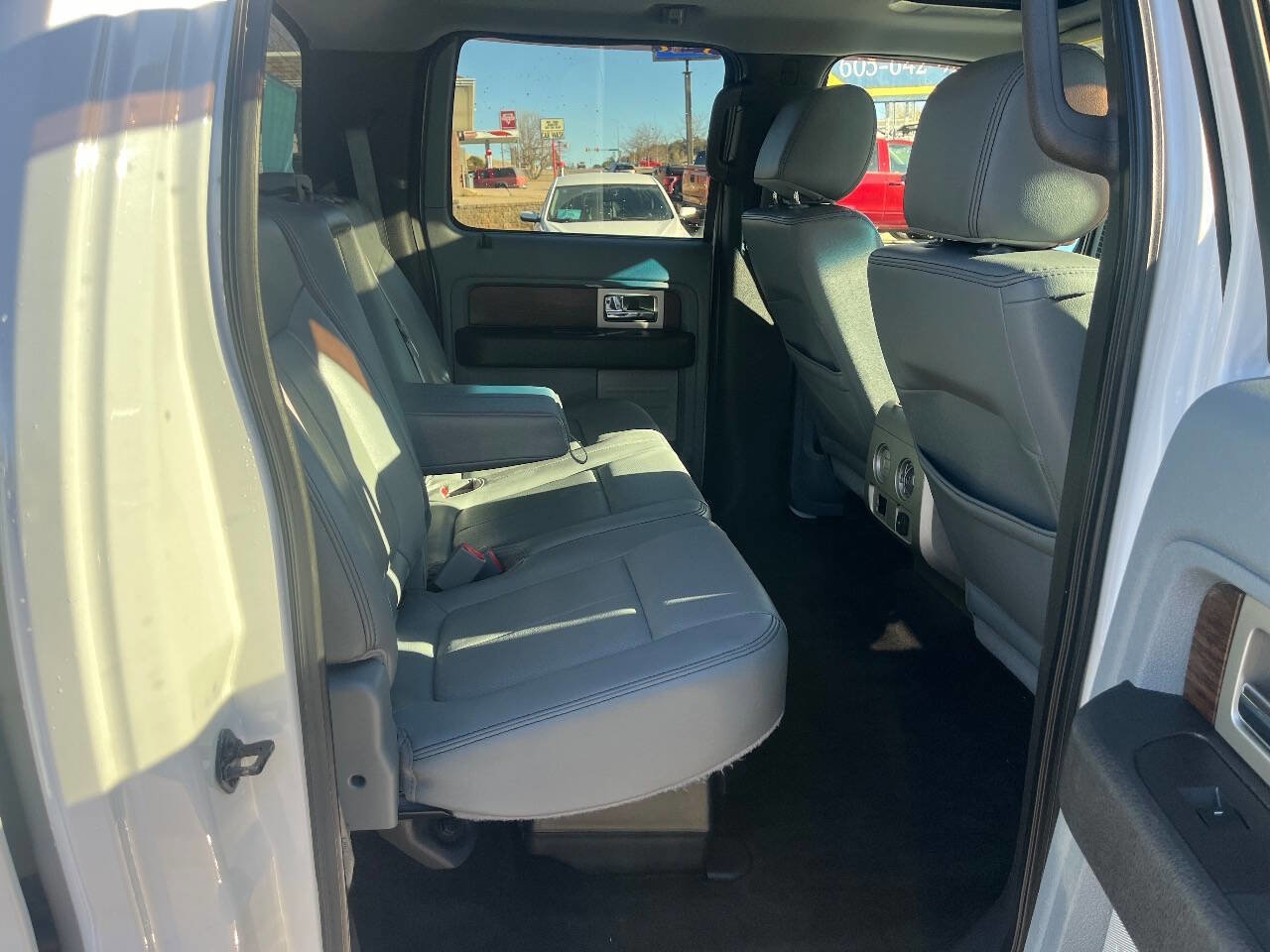 Used 2014 Ford F150 Lariat w/ Equipment Group 502A Luxury image 16