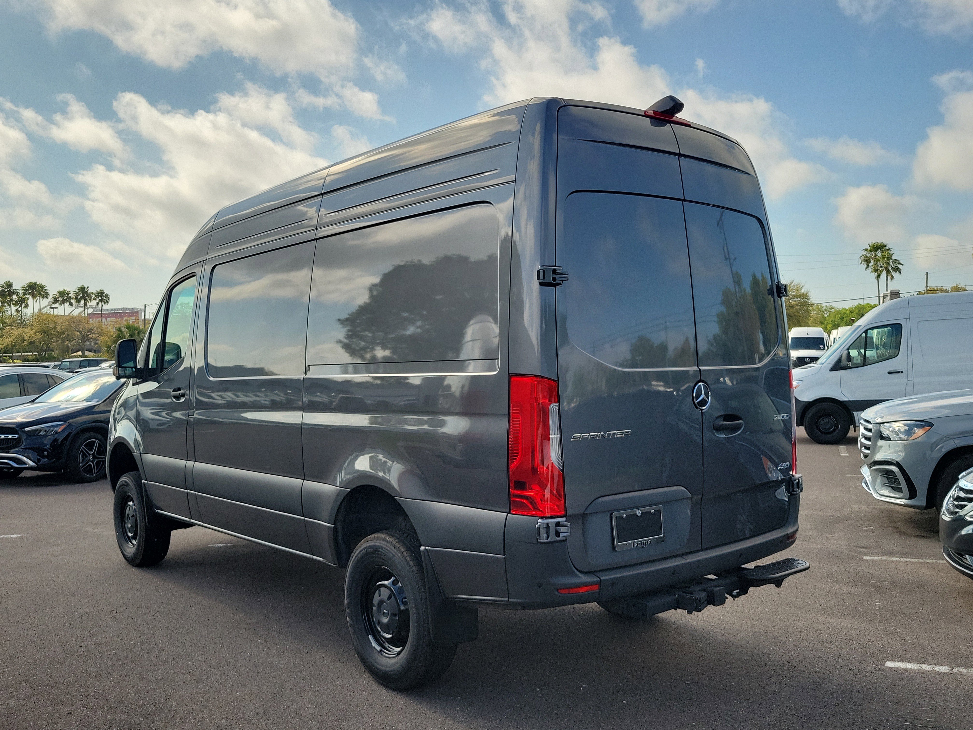 New 2025 Mercedes-Benz Sprinter 2500 image 35