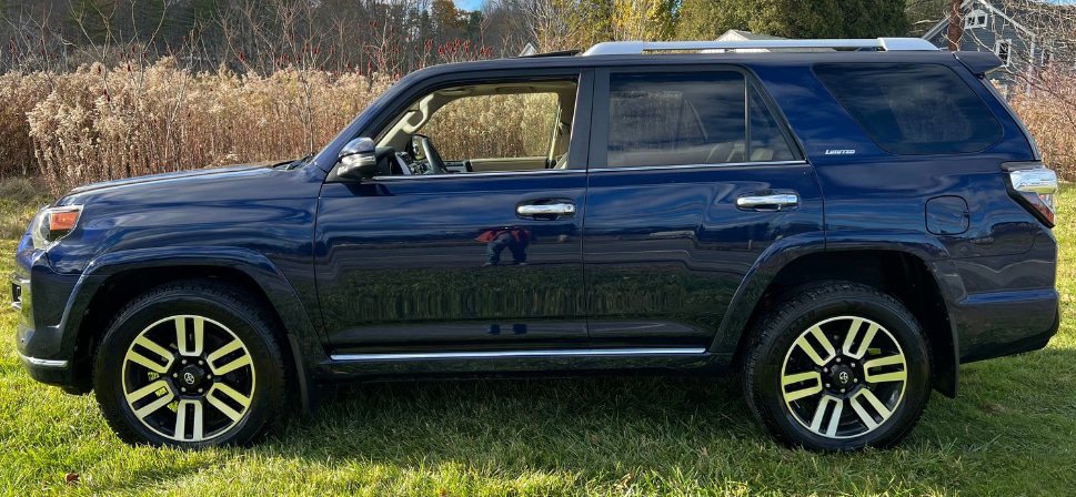 Used 2019 Toyota 4Runner Limited AWD/4WD image 4