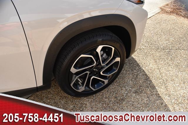 Used 2026 Chevrolet Trax RS w/ Sunroof Package image 12