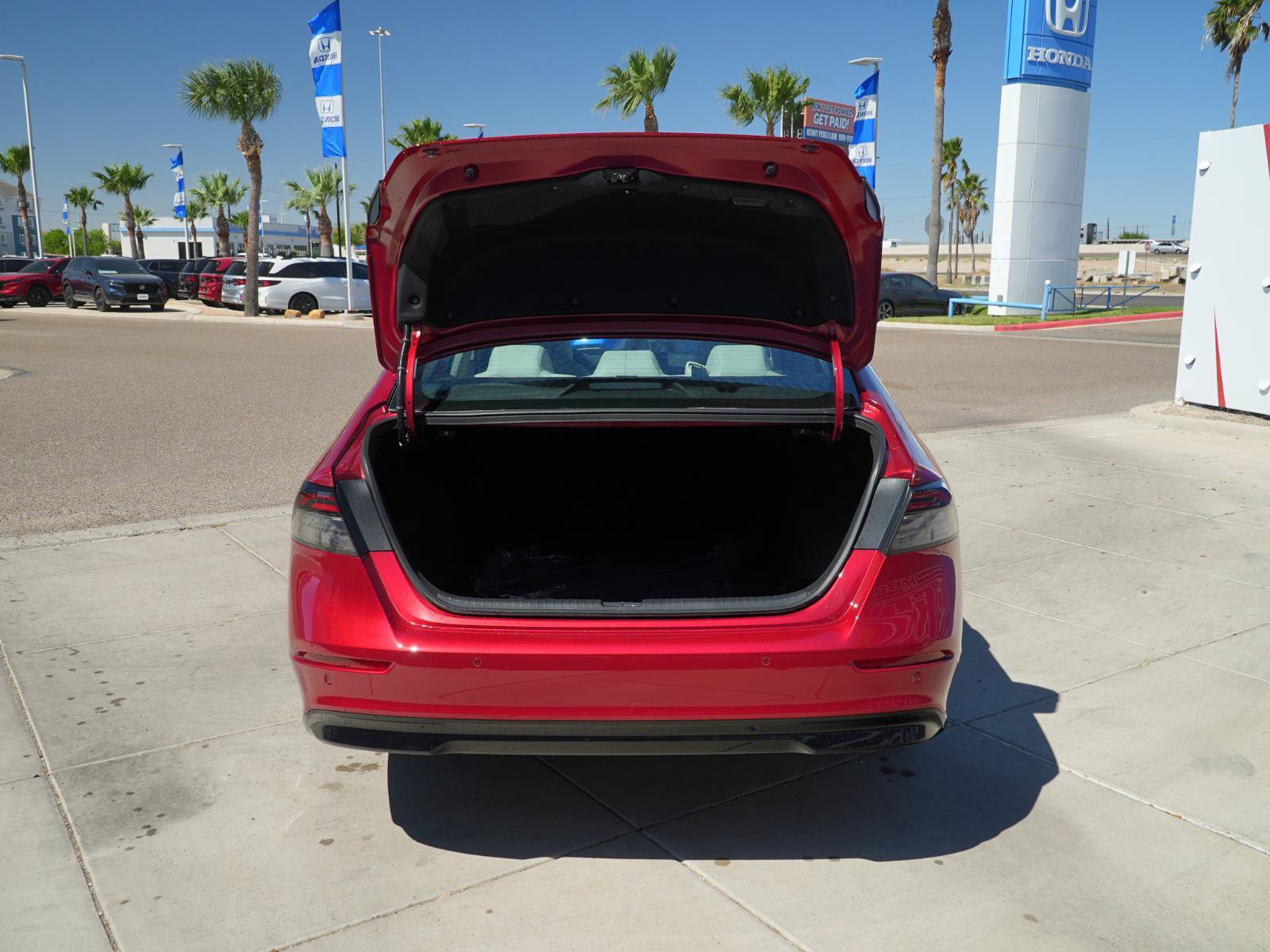 Used 2026 Honda Accord EX-L image 7