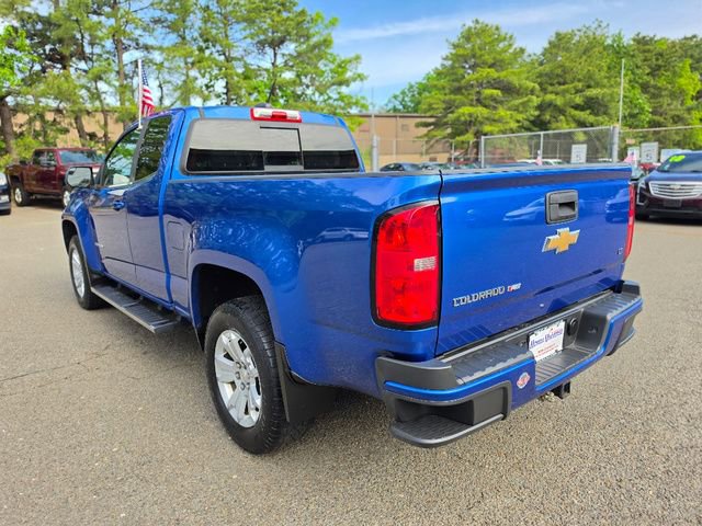 Used 2018 Chevrolet Colorado LT w/ LT Convenience Package RWD image 3