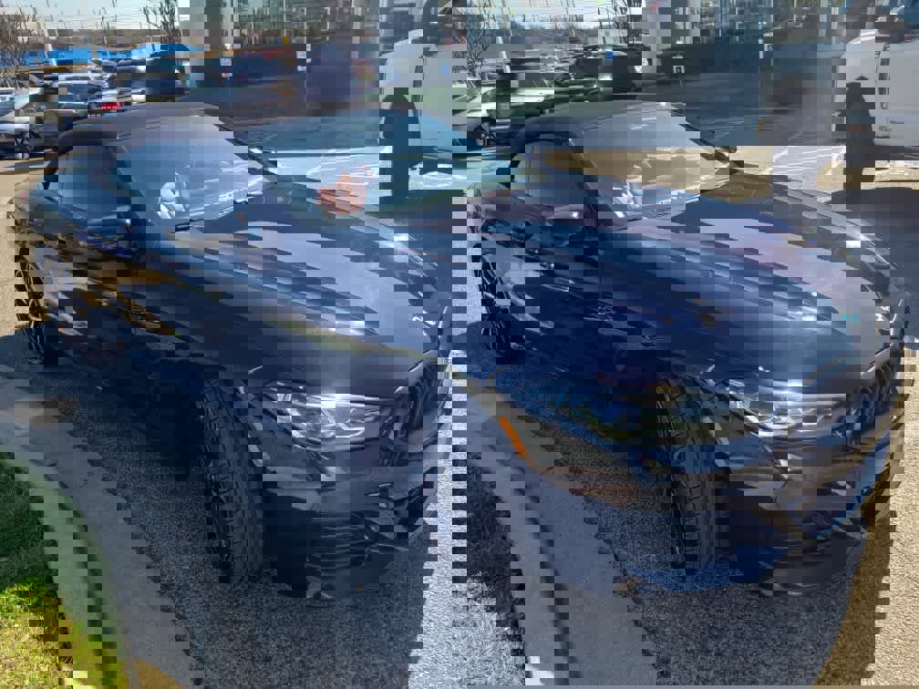 Used 2023 BMW M850i xDrive Convertible image 3