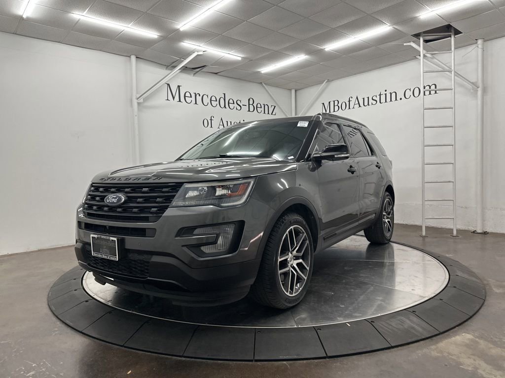 Used 2016 Ford Explorer Sport w/ Equipment Group 401A image 3