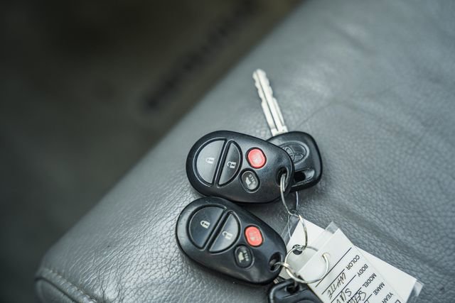 Used 2010 Toyota Sequoia Limited image 56