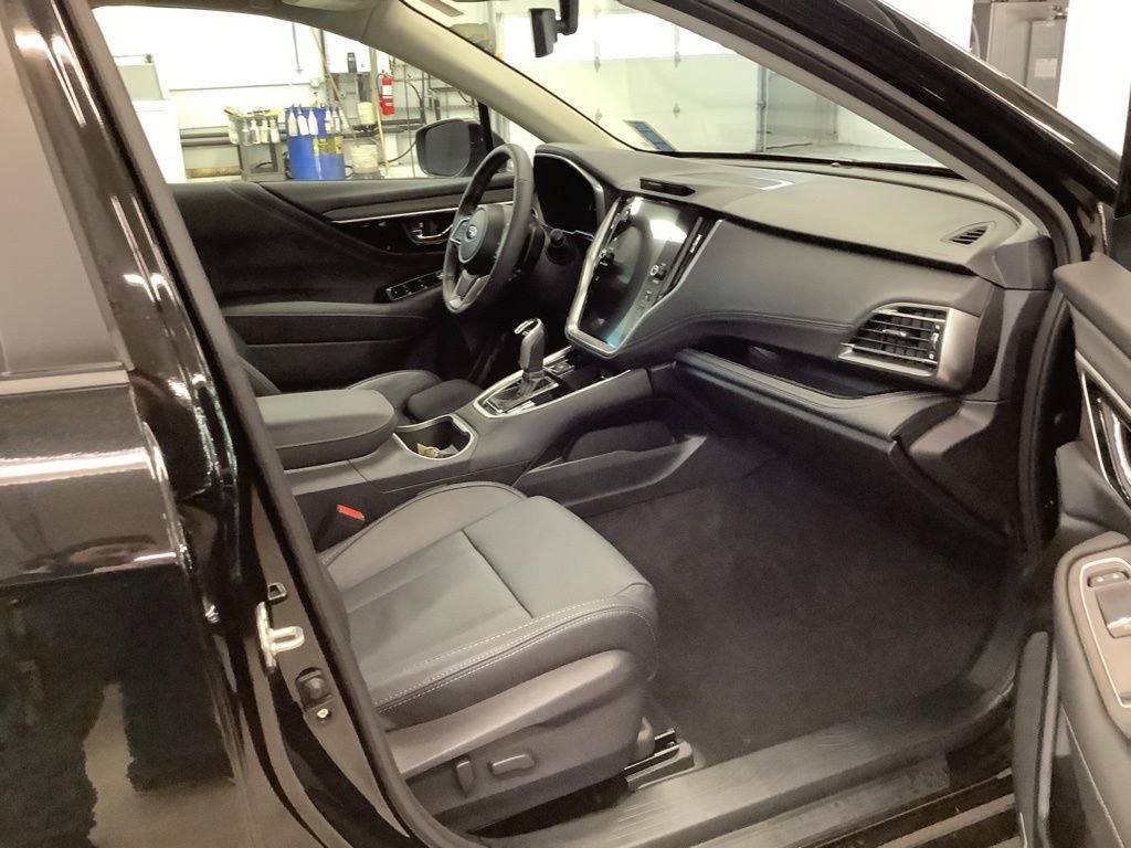 Used 2025 Subaru Legacy Limited AWD/4WD image 11