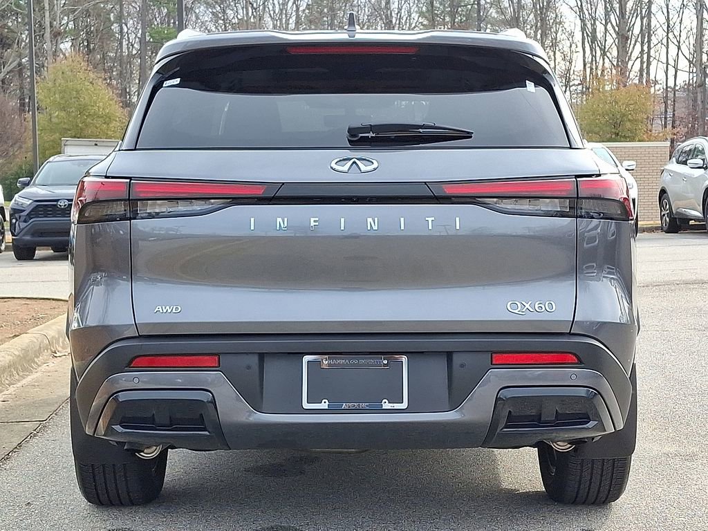 Used 2025 INFINITI QX60 Luxe w/ Vision Package image 5