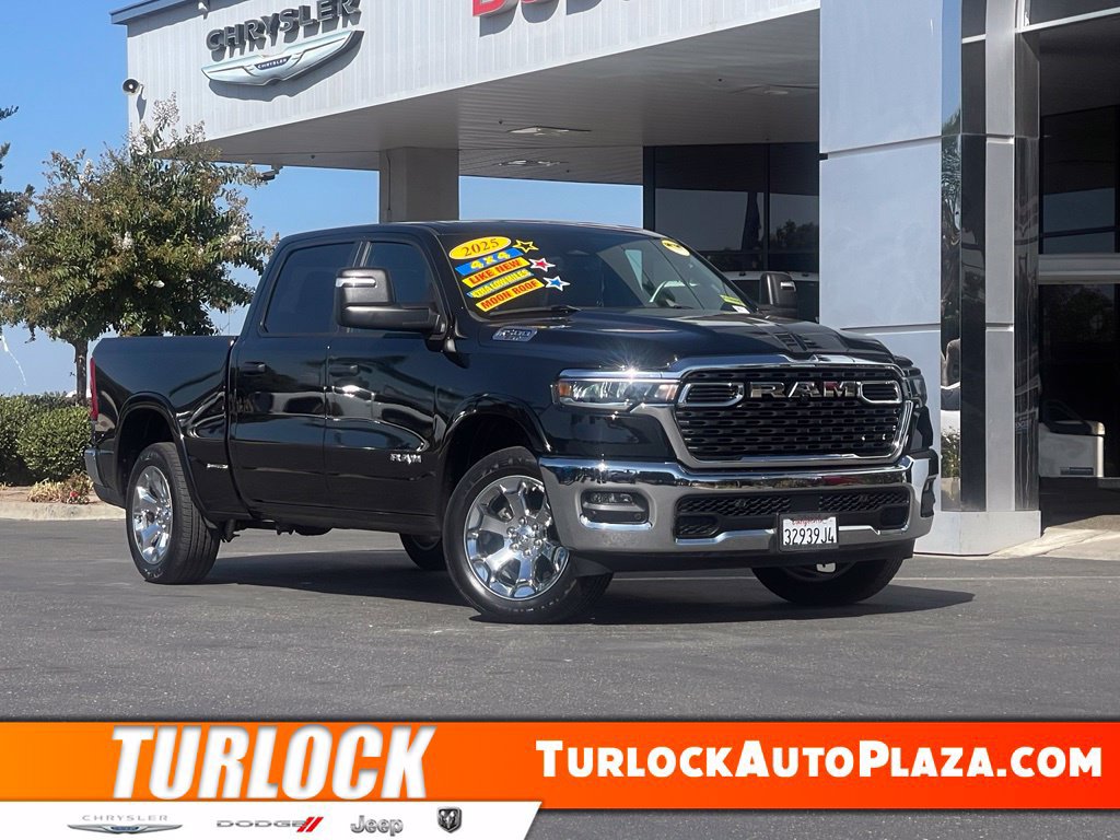 Used 2025 RAM 1500 Big Horn AWD/4WD image 1