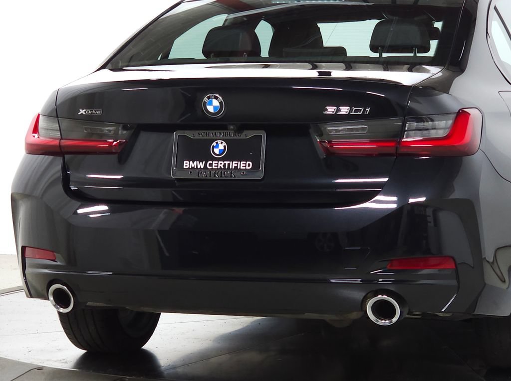 Used 2023 BMW 330i xDrive Sedan AWD/4WD image 10