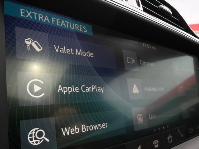 Used 2019 Jaguar F-PACE Premium image 32