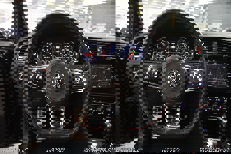 Used 2021 Volkswagen GTI Autobahn image 27