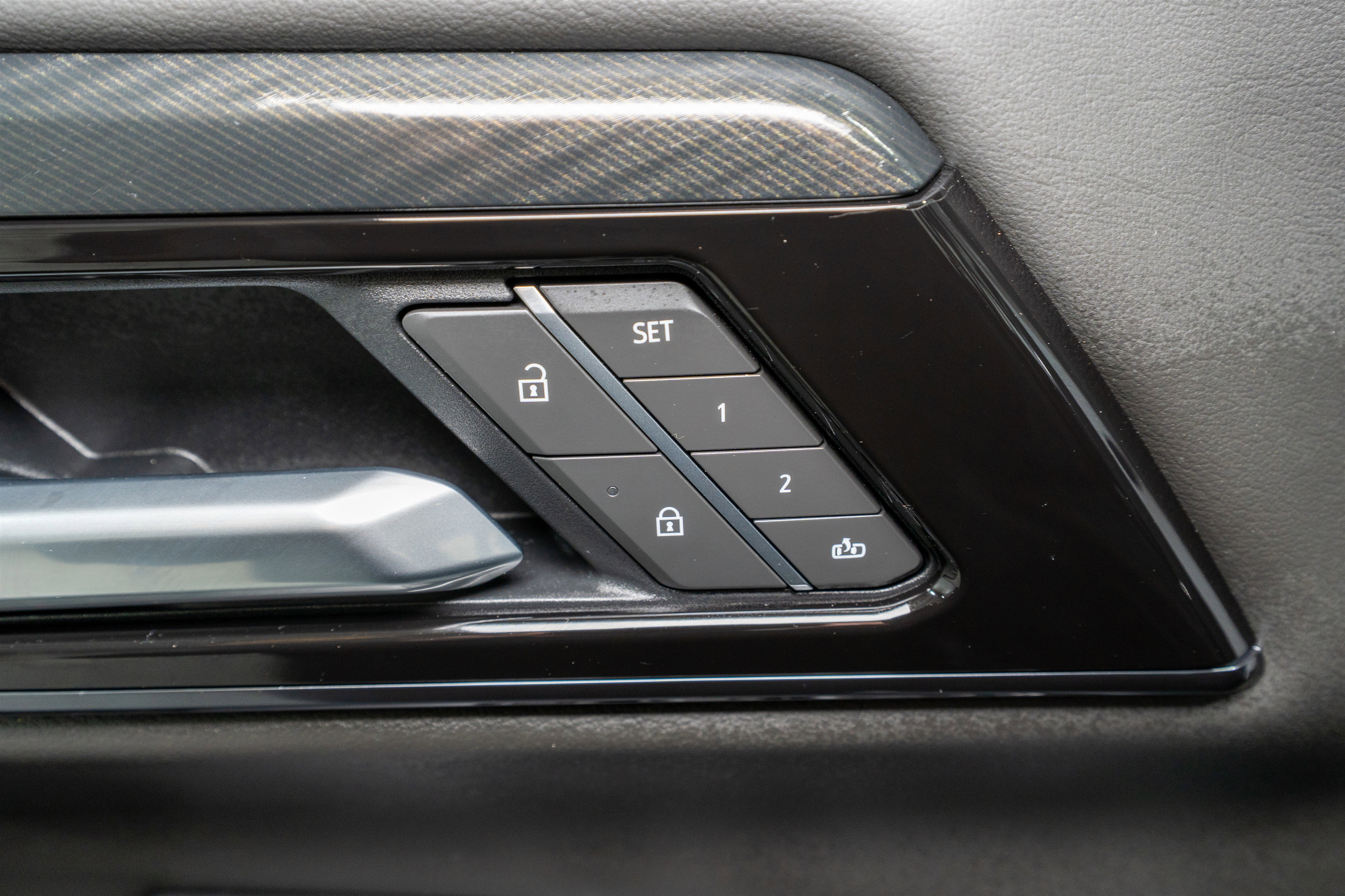 Used 2025 GMC Yukon AT4 w/ Premium Trailering Package image 15