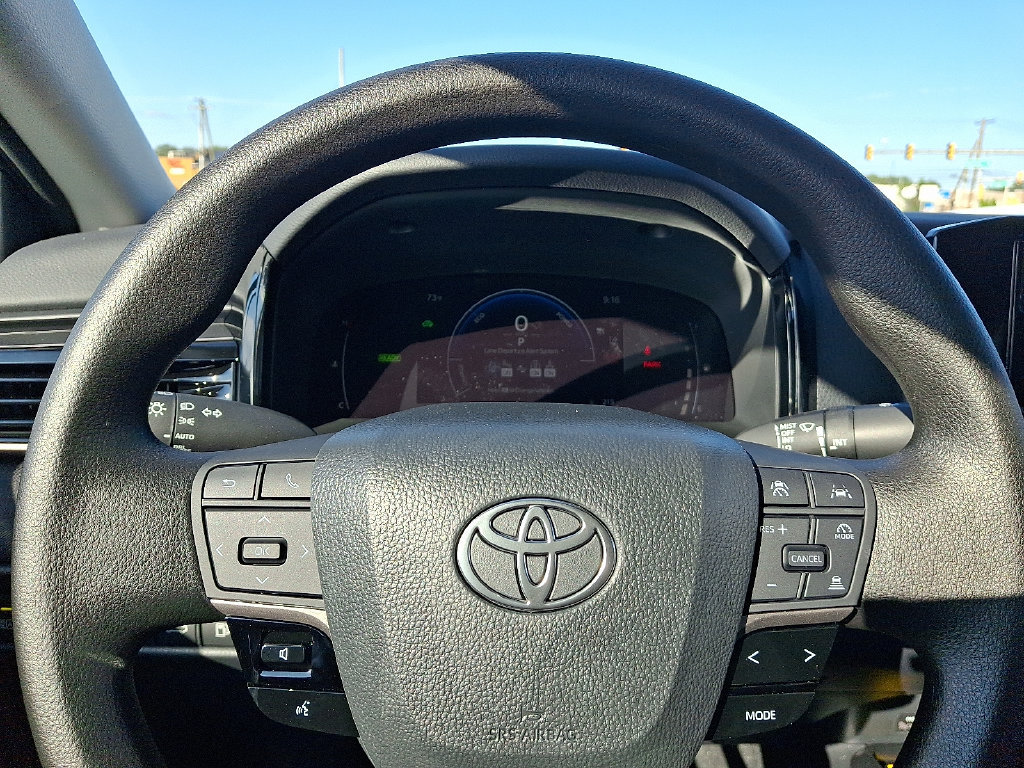 Used 2026 Toyota Camry LE FWD image 19
