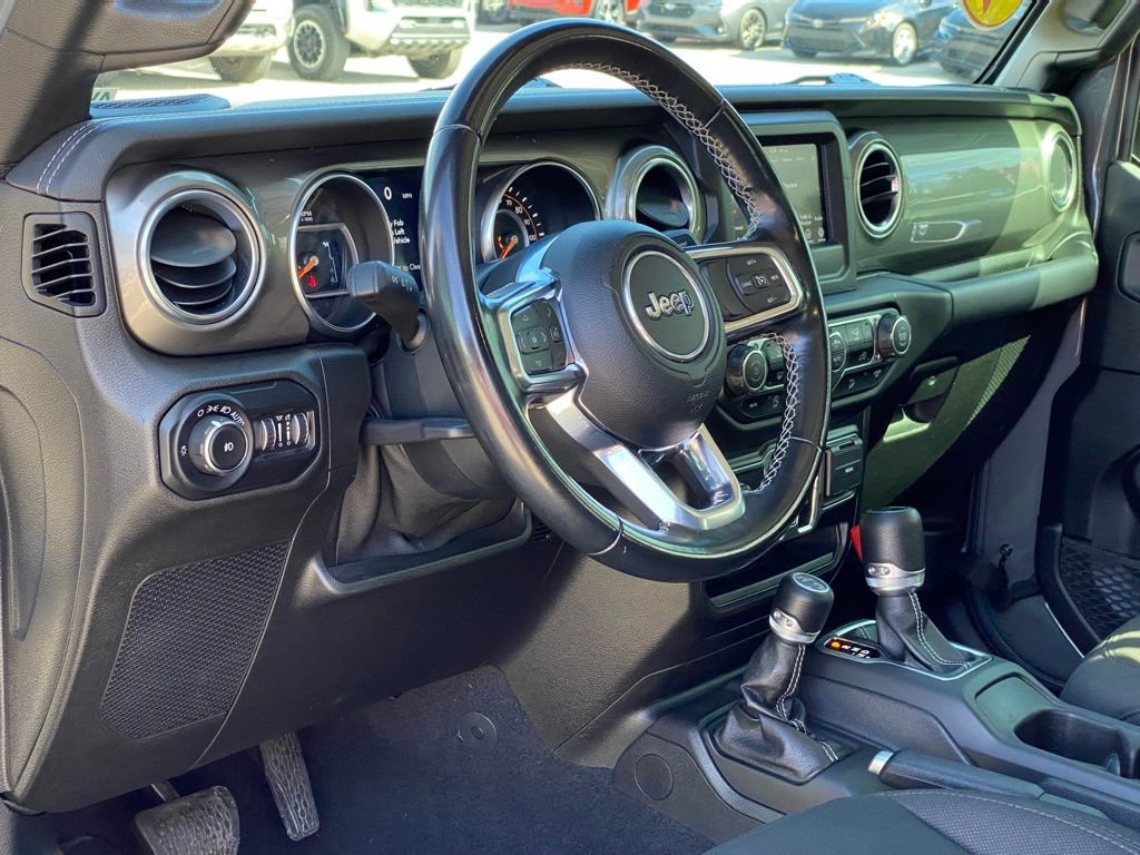 Used 2020 Jeep Wrangler Unlimited Sahara image 10