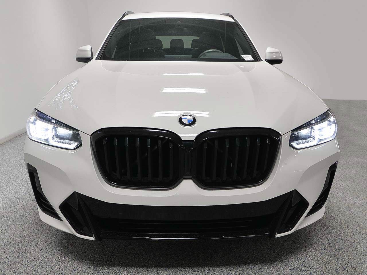 Used 2024 BMW X3 sDrive30i w/ M Sport Package RWD image 2