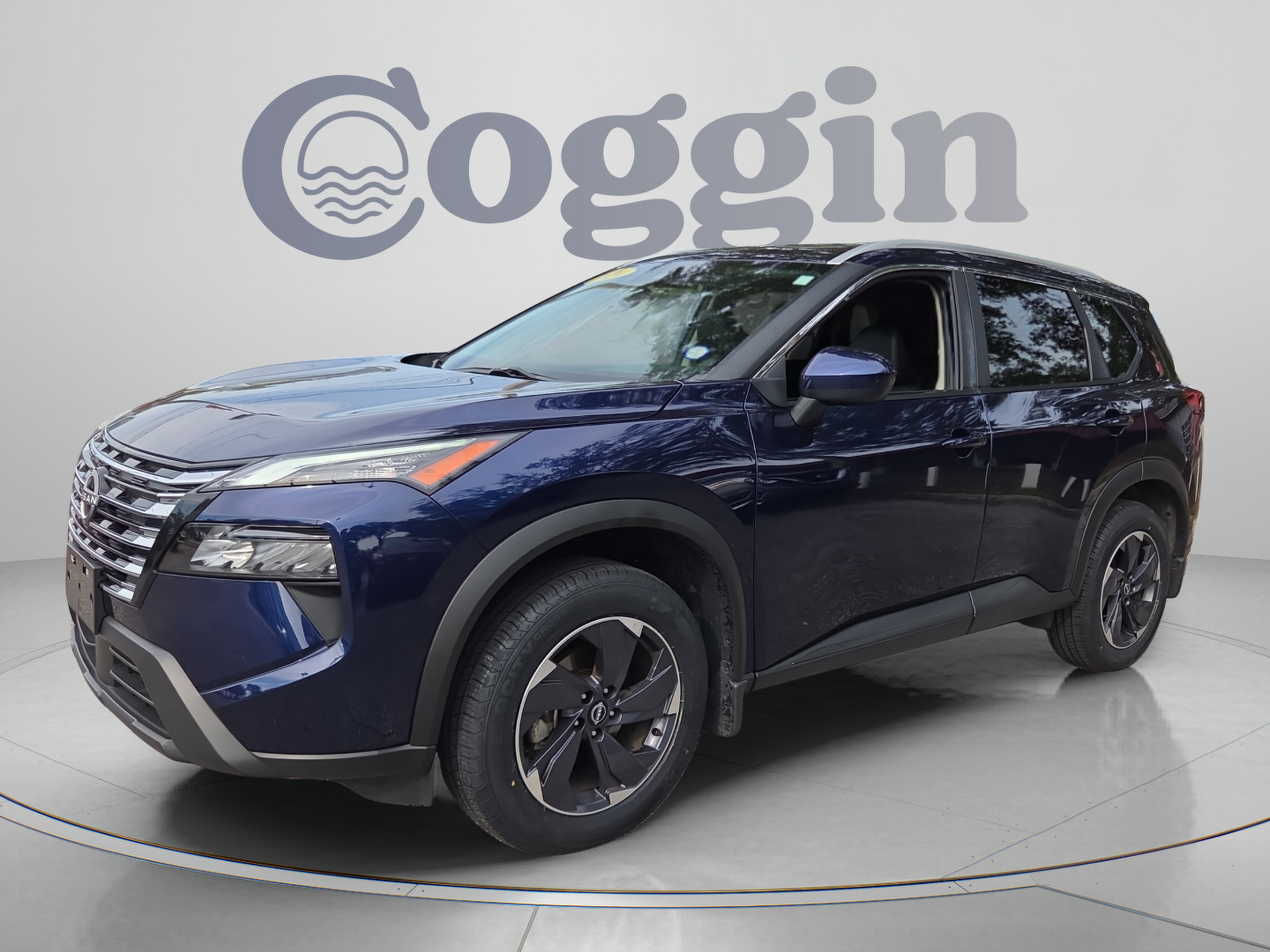 Used 2024 Nissan Rogue SV w/ SV Premium Package