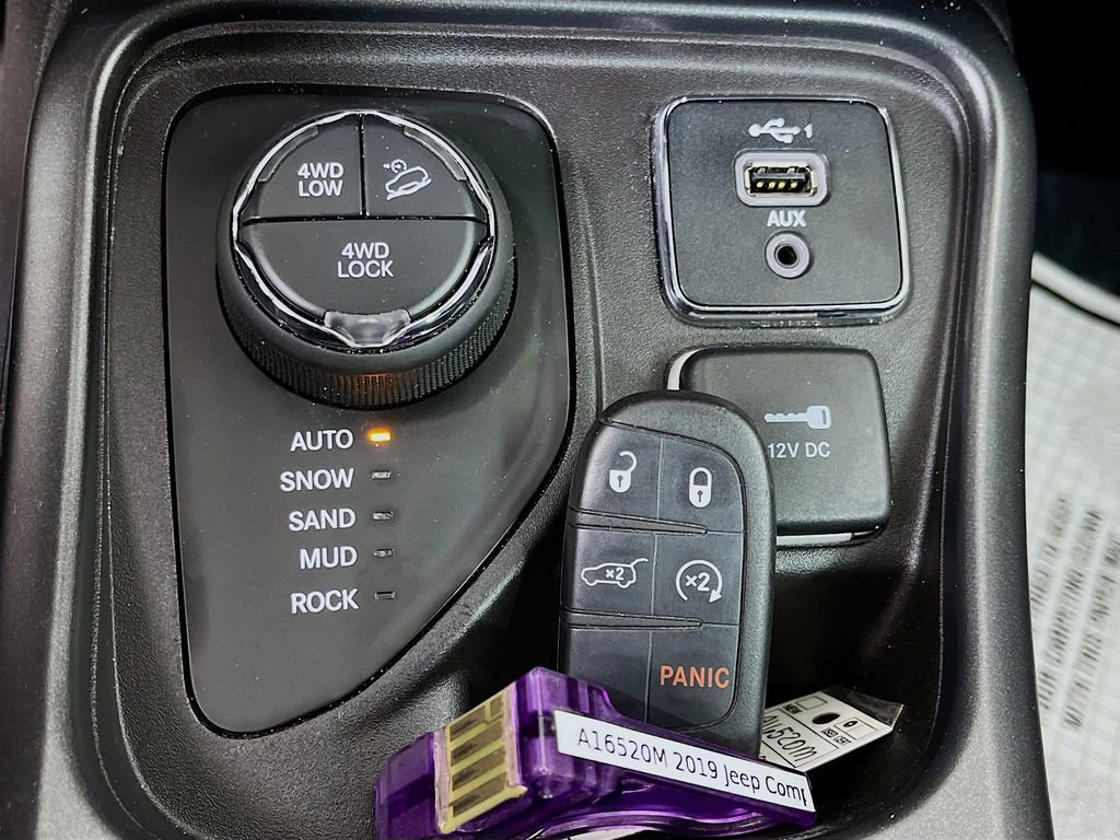 Used 2019 Jeep Compass Trailhawk image 23