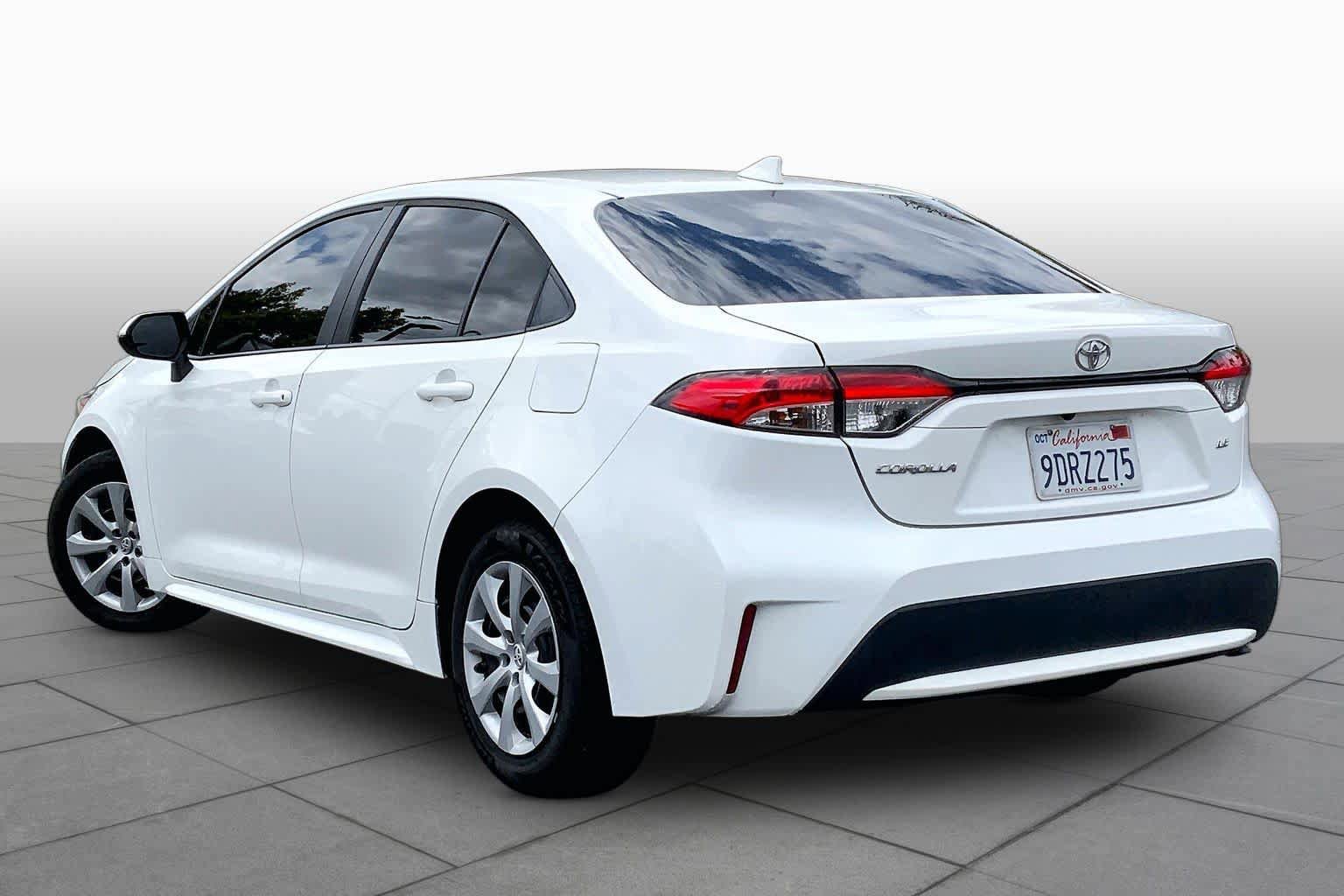 Used 2021 Toyota Corolla LE FWD image 11