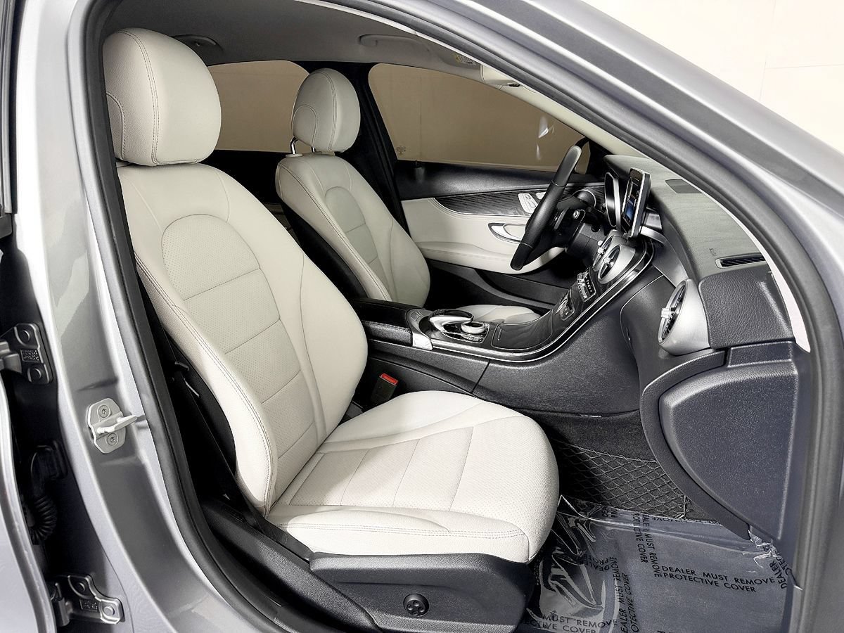 Used 2016 Mercedes-Benz C 300 4MATIC Sedan image 49