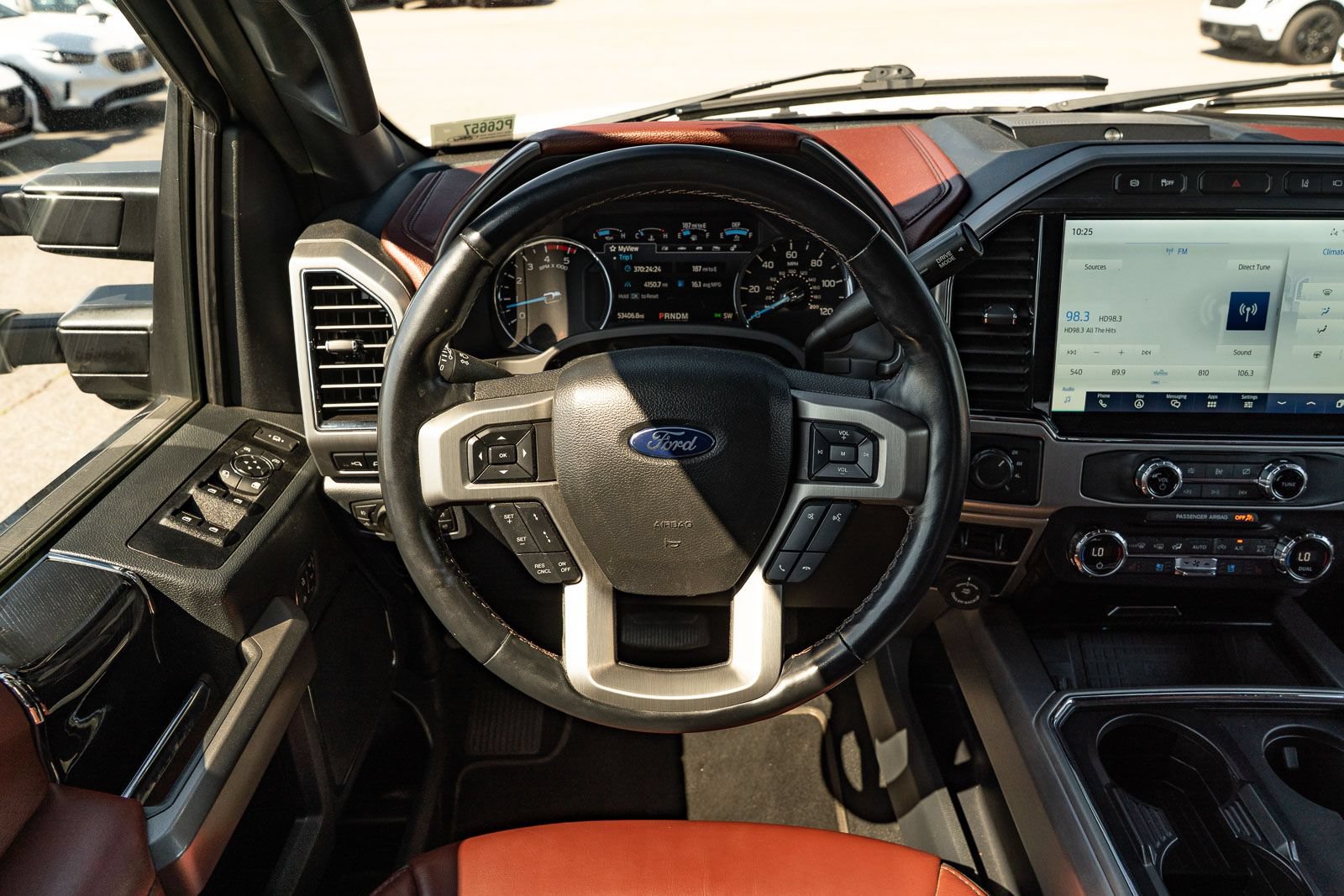 Certified 2022 Ford F450 Platinum AWD/4WD image 26