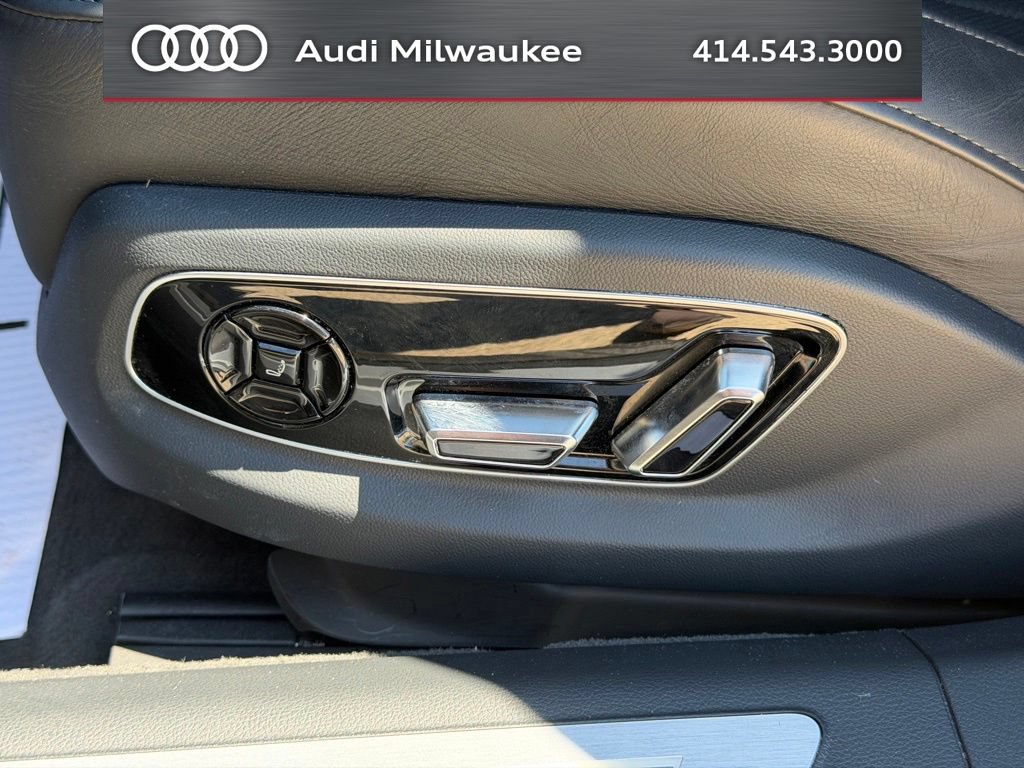 Used 2023 Audi A8 L 3.0T w/ Comfort Plus Package AWD/4WD image 25