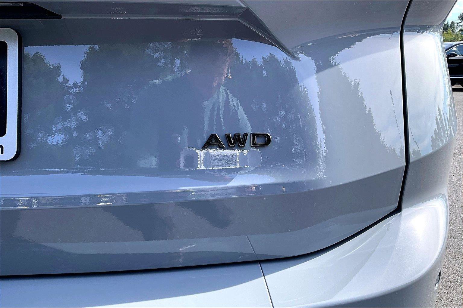 New 2026 Nissan Rogue Dark Armor AWD/4WD image 10