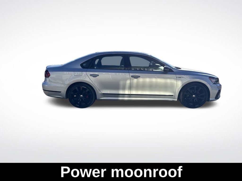 Used 2018 Volkswagen Passat 3.6 image 7