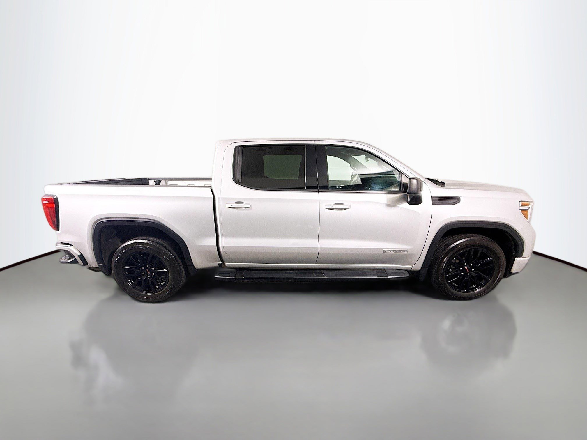 Used 2020 GMC Sierra 1500 Elevation w/ Elevation Value Package image 11