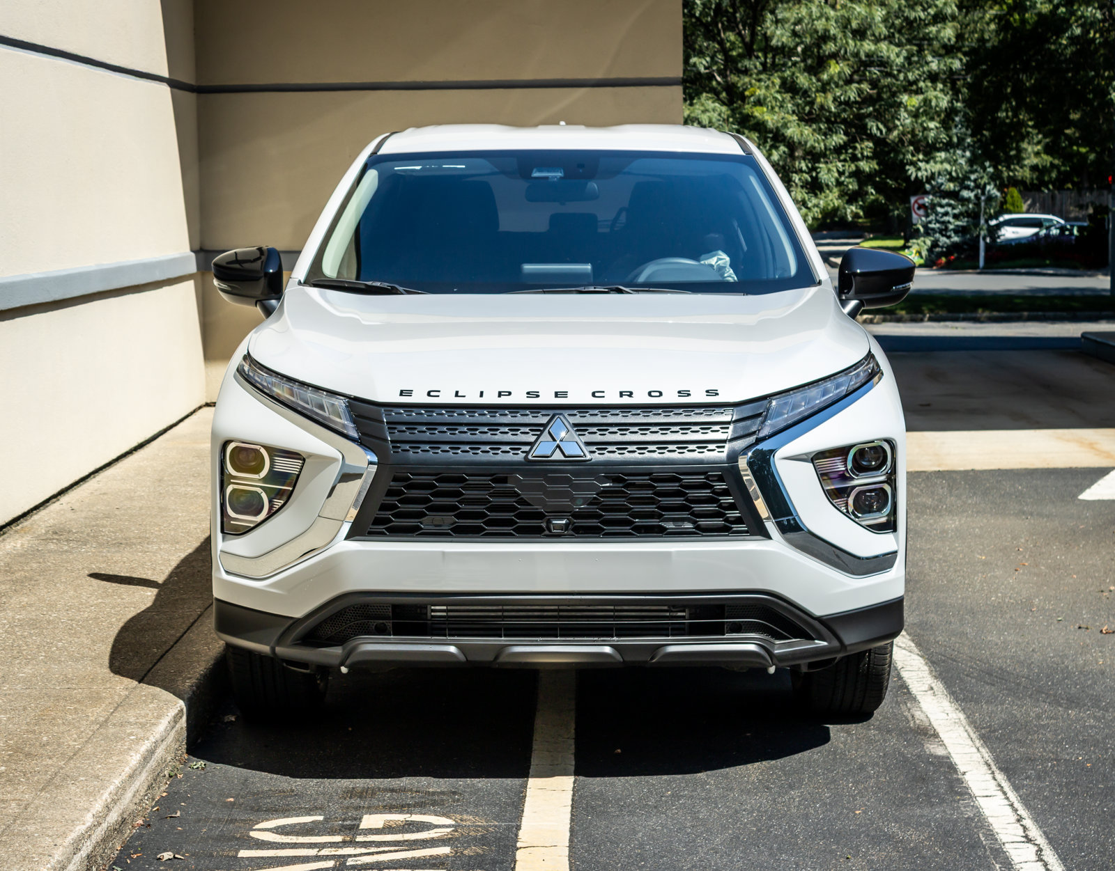 New 2026 Mitsubishi Eclipse Cross LE AWD/4WD image 2