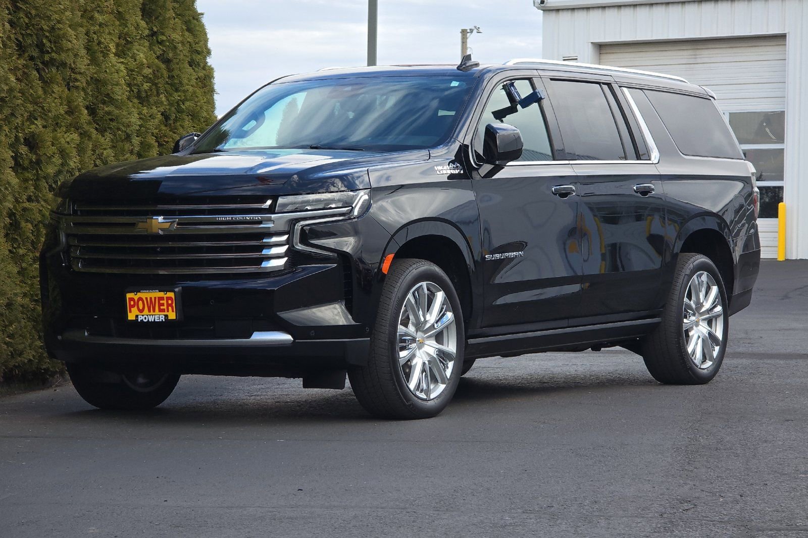 Used 2023 Chevrolet Suburban High Country w/ Advanced Technology Package AWD/4WD image 8