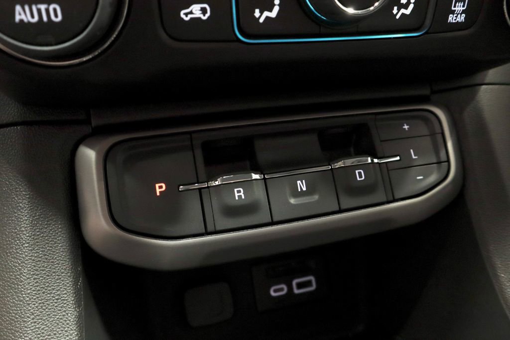 Used 2023 GMC Acadia AT4 w/ GMC Pro Grade Package AWD/4WD image 37