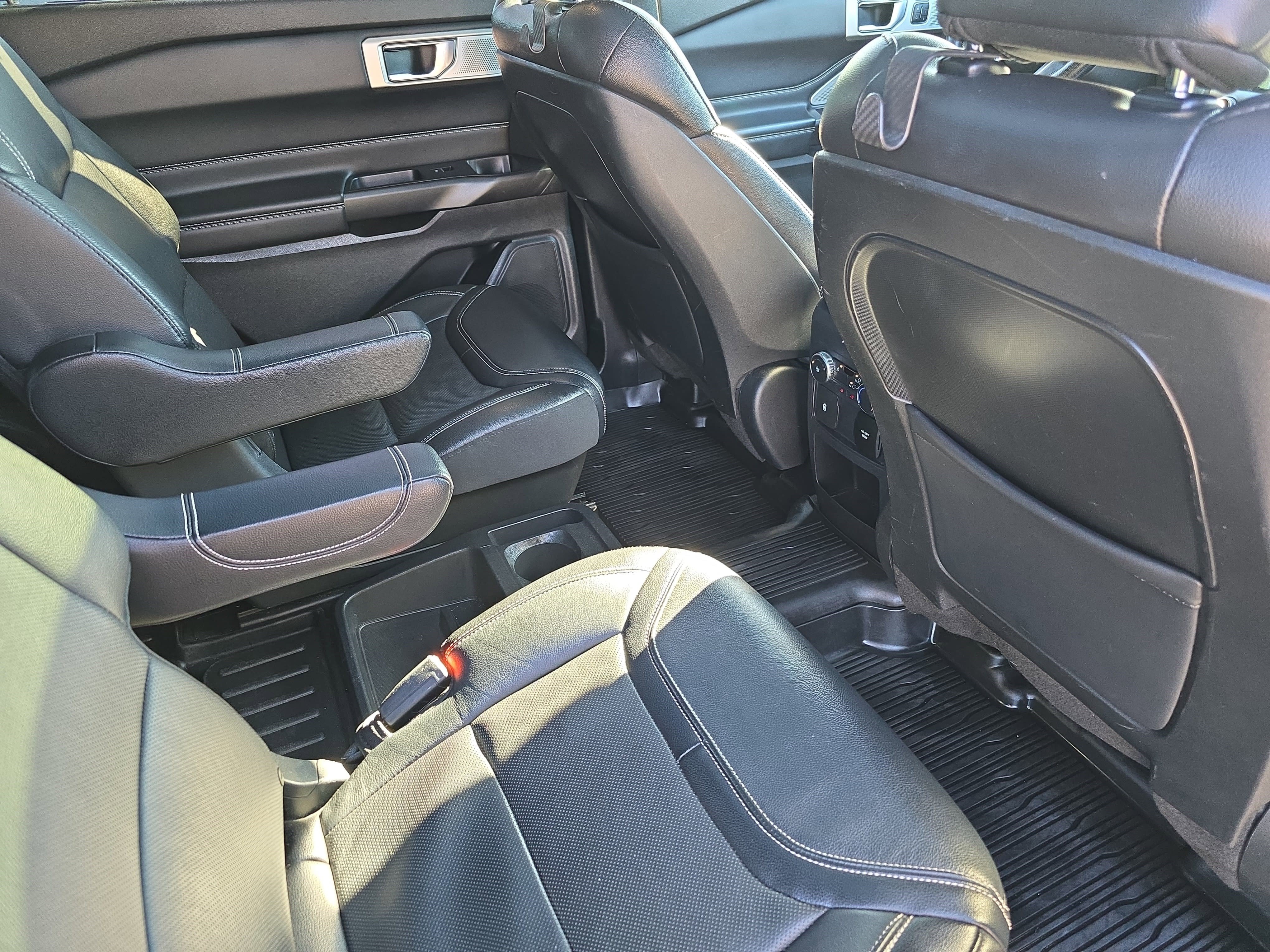 Used 2020 Ford Explorer ST w/ ST Street Pack image 11