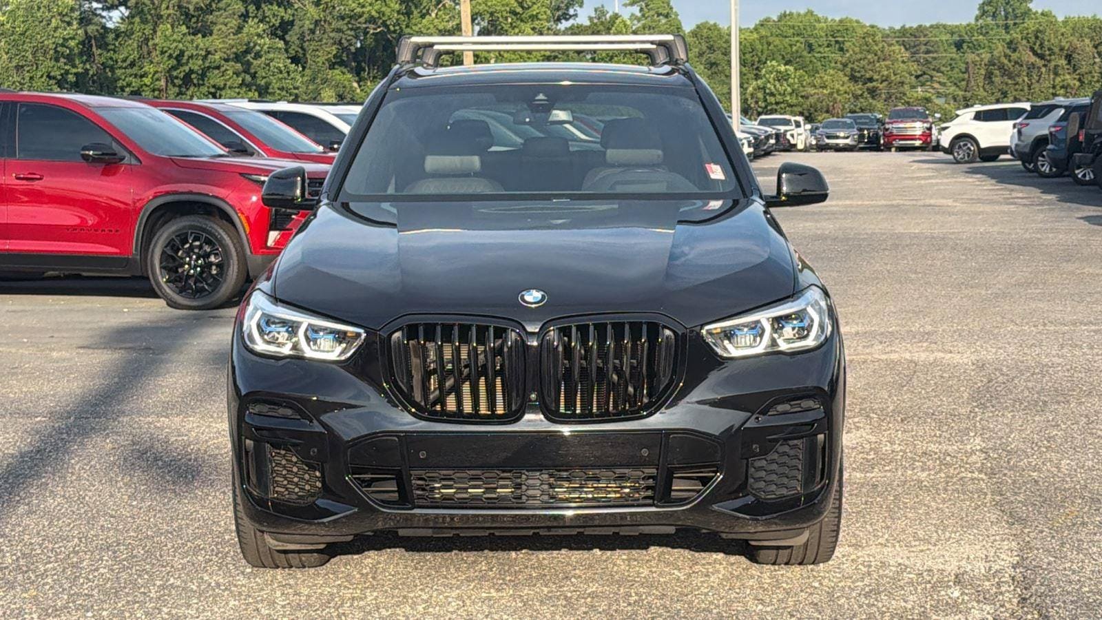 Used 2022 BMW X5 sDrive40i w/ M Sport Package RWD video 2