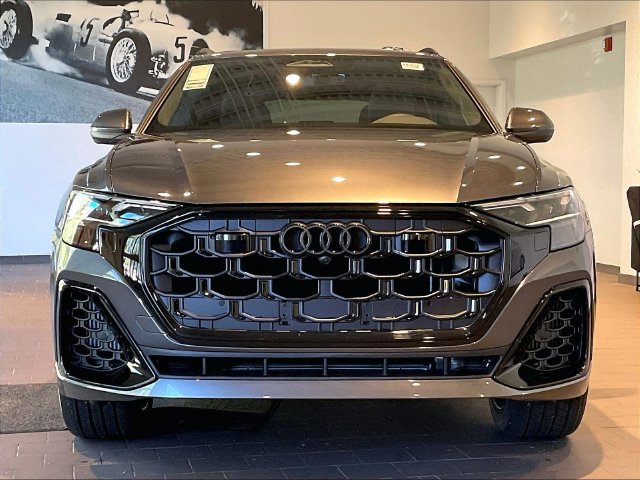 New 2027 Audi Q8 Premium Plus AWD/4WD image 5