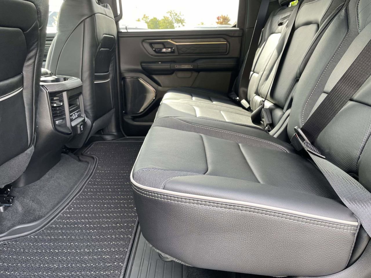 New 2026 RAM 1500 Limited image 28