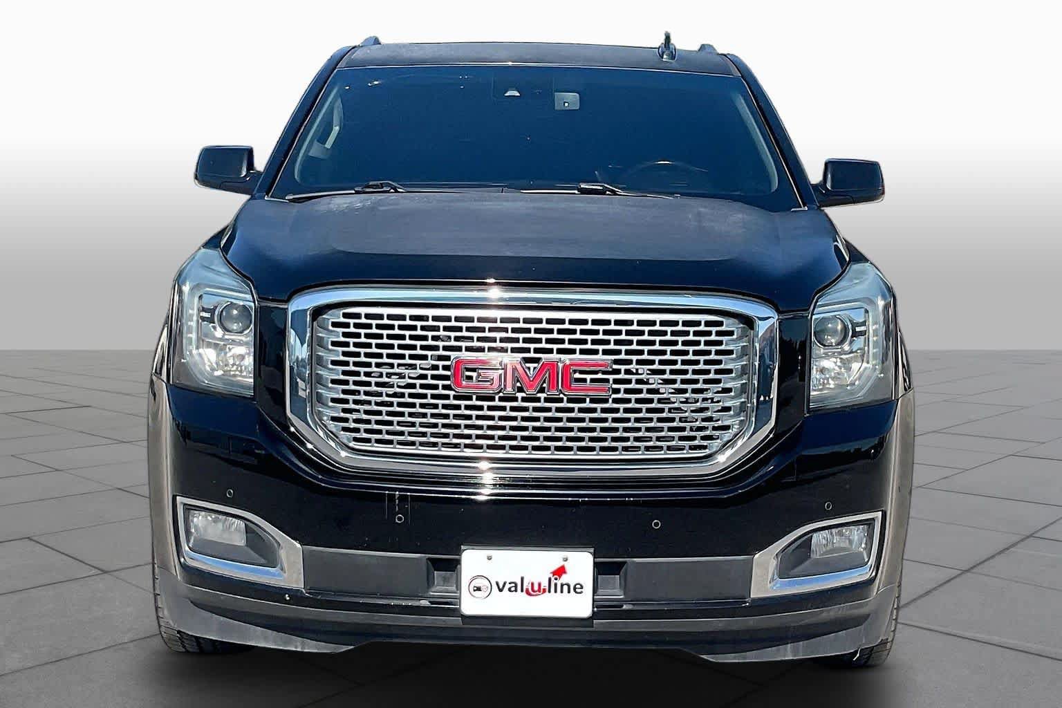 Used 2016 GMC Yukon Denali w/ Open Road Package AWD/4WD image 4
