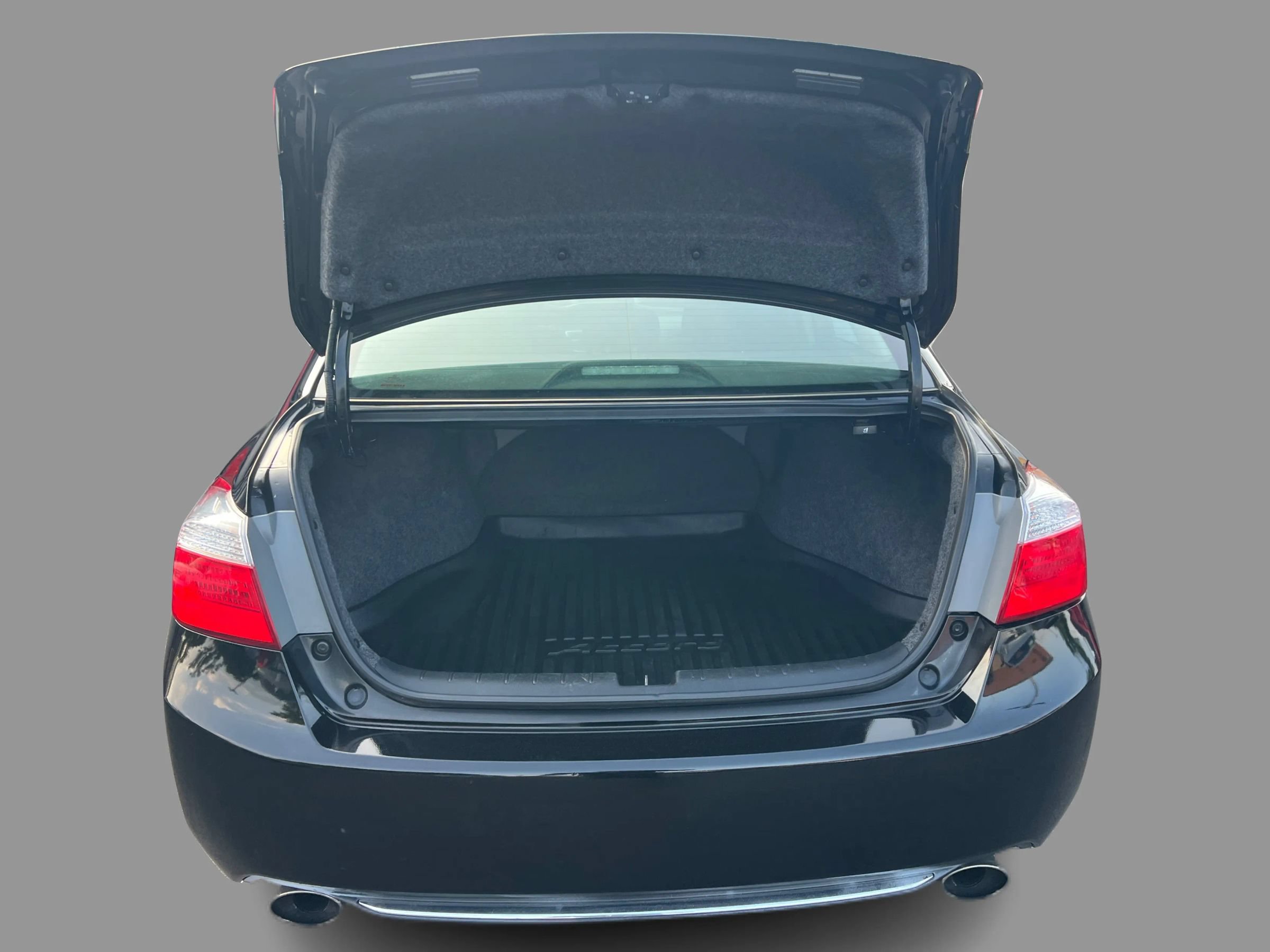 Used 2015 Honda Accord Sport image 14