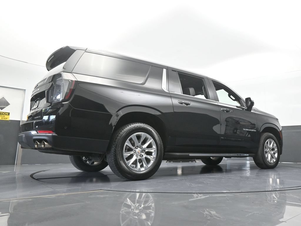 Used 2026 Chevrolet Suburban Premier AWD/4WD image 69