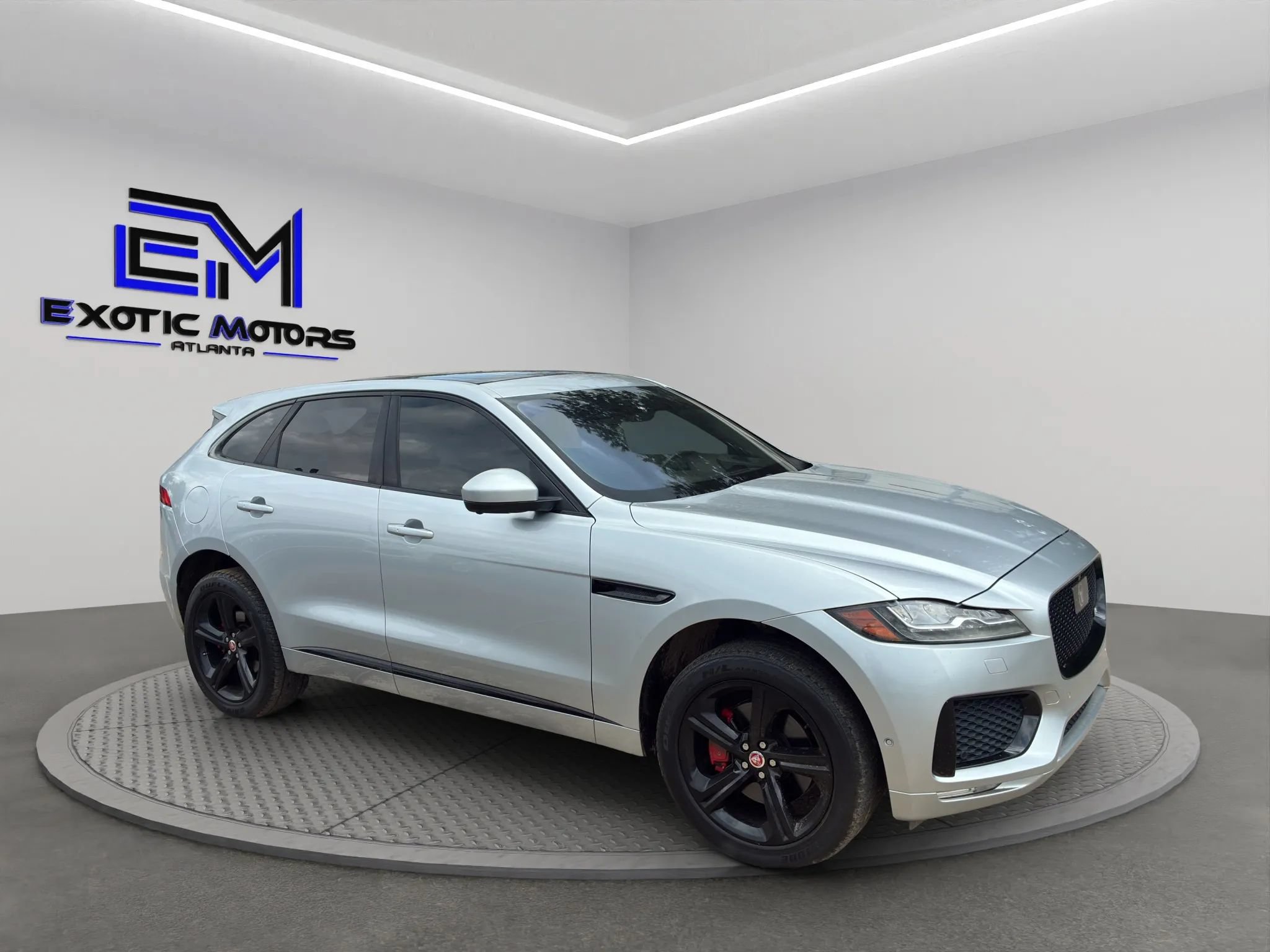 Used 2018 Jaguar F-PACE S AWD/4WD image 7